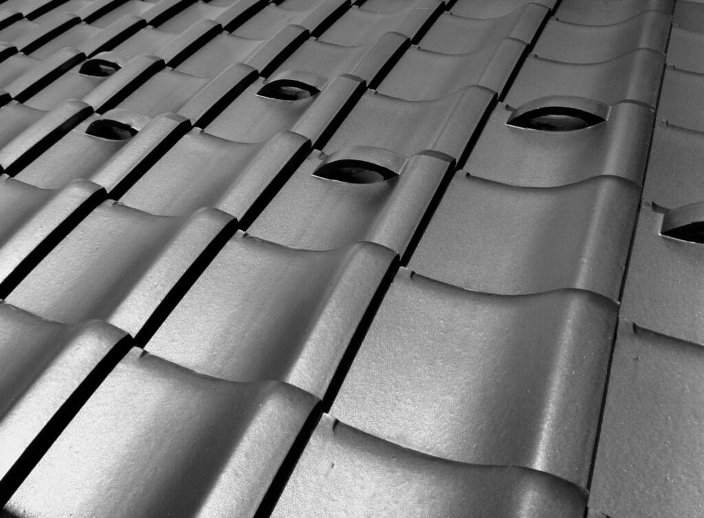 瓦系の屋根材は2種類！耐久性が長いメリットも！