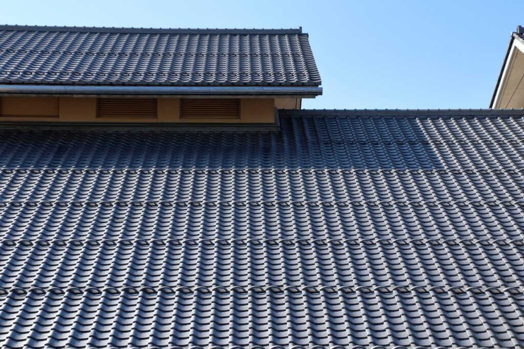 武蔵村山市でお得に屋根修理する方法とは？