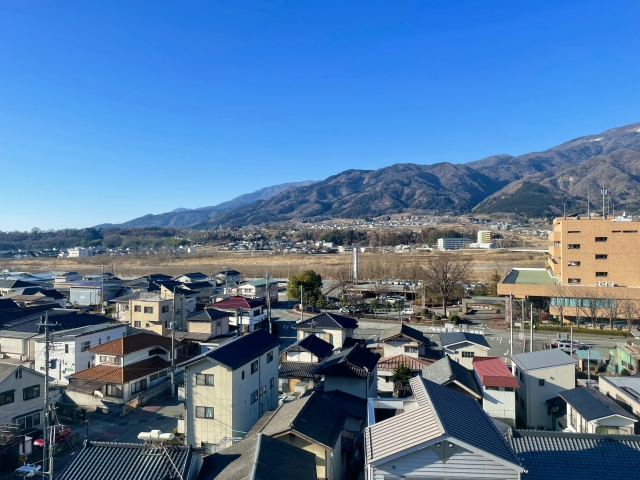 韮崎市で屋根修理や雨漏り修理をする際のポイントをプロが解説