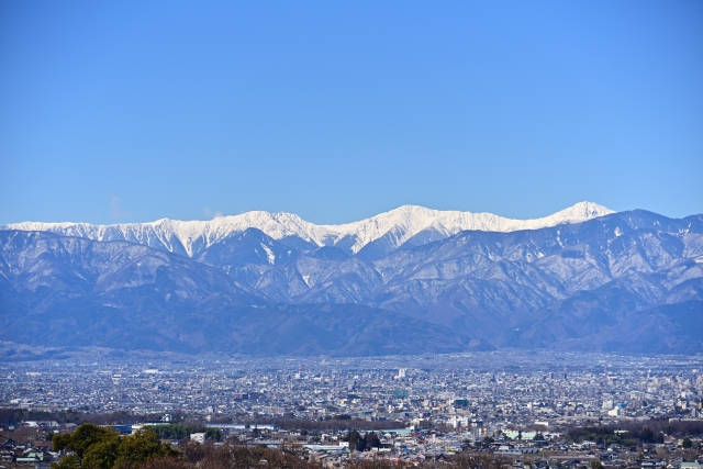 南アルプス市で安心の屋根修理！業者選びのポイントと費用相場を徹底解説