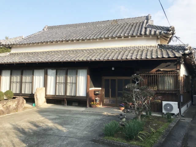 瓦屋根リフォームとは？工事内容から後悔しないための注意点まで徹底解説！
