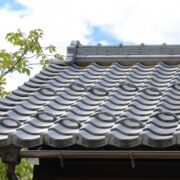 瓦屋根の葺き替えの費用相場から注意点を徹底解説！