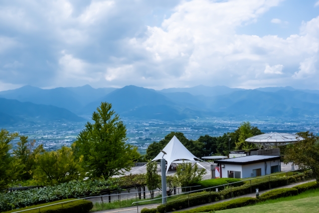 山梨市で屋根修理や雨漏り修理をする際のポイントをプロが解説