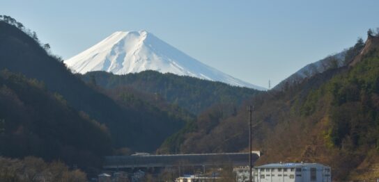 山梨県中央市で屋根修理を依頼する前に知っておくべきポイント
