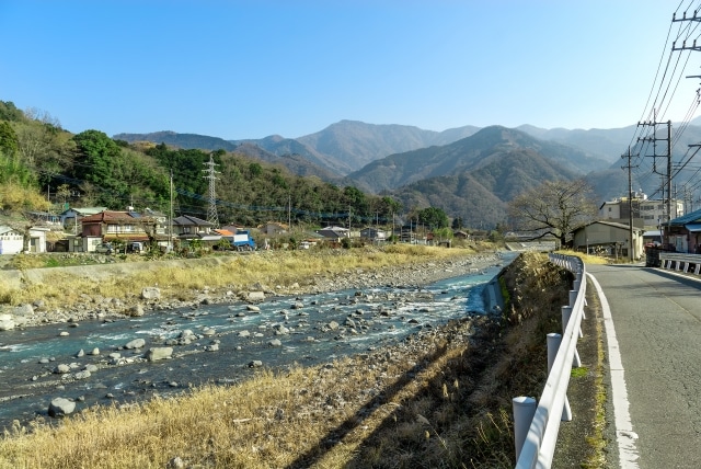 【山梨県身延町版】屋根修理で失敗しない！費用相場と信頼できる業者の選び方を徹底解説