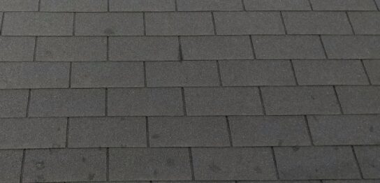 アスファルトシングル屋根とは？特徴からメリット・デメリット・注意点まで徹底解説！